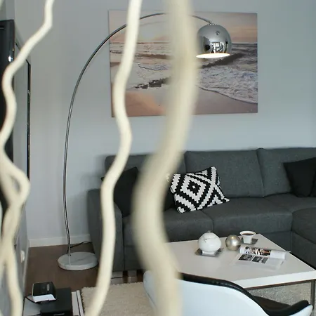 Irs Royal Irs Aviator Apartmán *